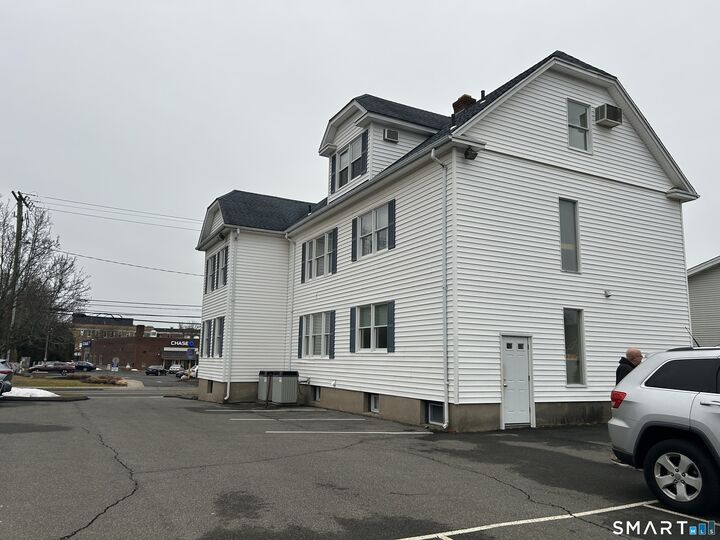 Property Photo: 16 Brace Road CT 06107