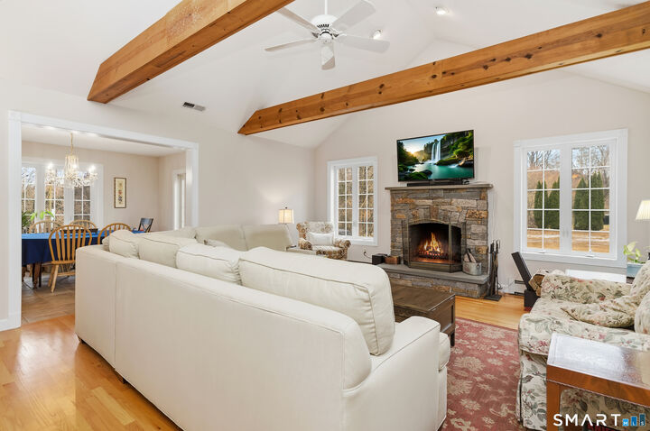 Property Photo:  4 Chatfield Street  CT 06483 