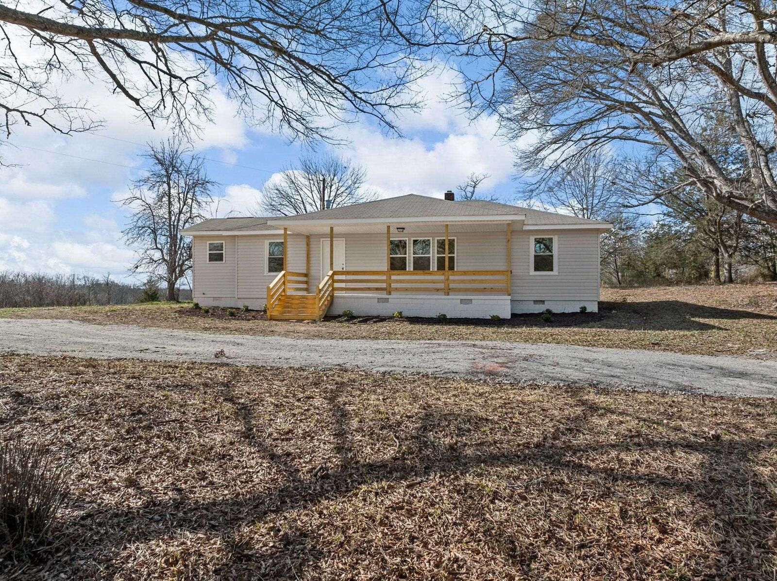 Property Photo:  737 Lowrys Road  SC 29340 