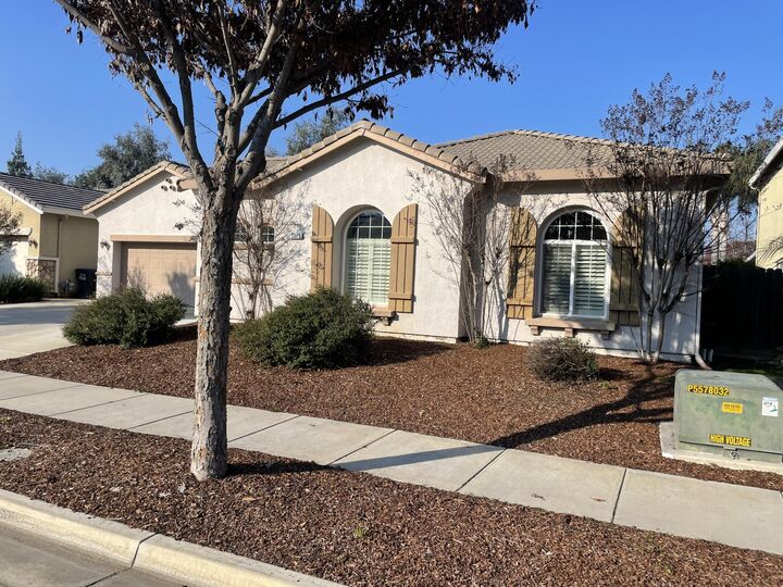 Property Photo:  3020 W Ceres Avenue  CA 93291 