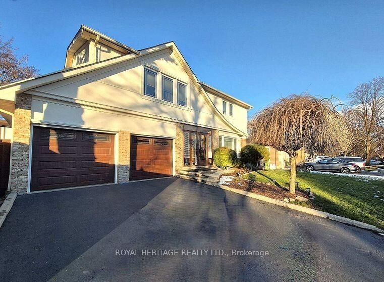 Property Photo: 110 Acheson Boulevard ON M1C 3E6