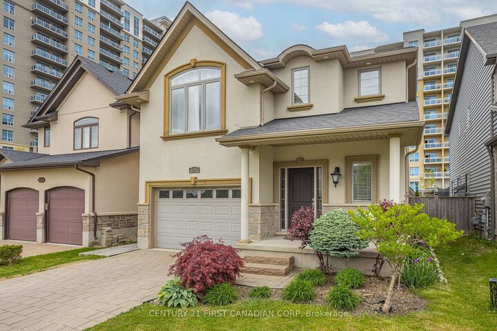 Property Photo:  6621 Navin Crescent  ON N6P 0B6 