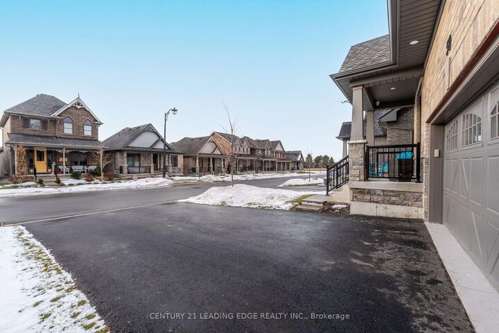 Property Photo:  50 Drummond Street  ON L1A 0E8 