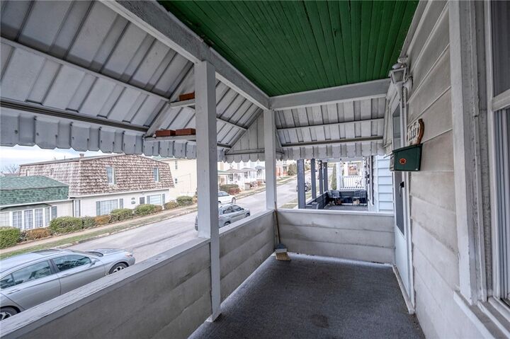 Property Photo:  1233 Elm St  PA 15601 