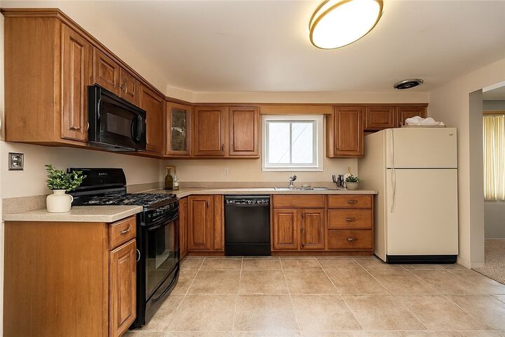 Property Photo:  209 Video Dr  PA 15120 