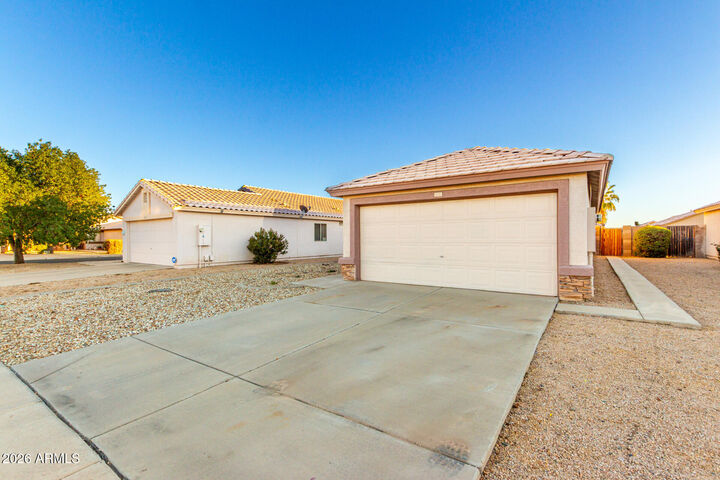 Property Photo:  15707 W Elm Street  AZ 85374 