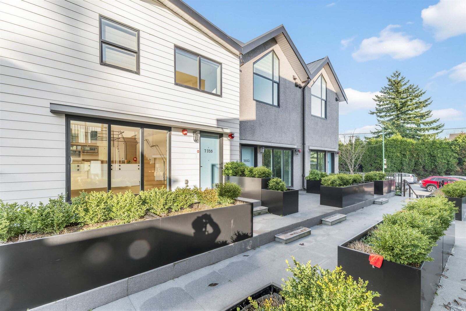 Property Photo: 7353 Oak Street BC V6P 1V9