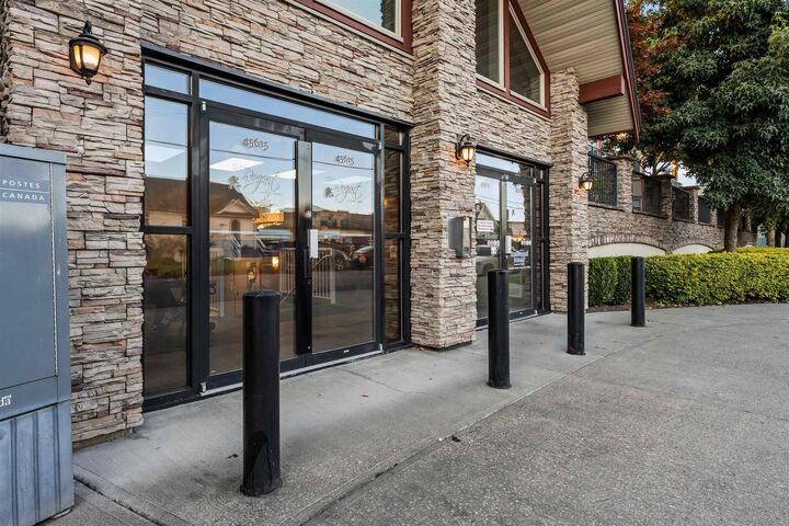 Property Photo:  45615 Brett Avenue 203  BC V2P 1P1 