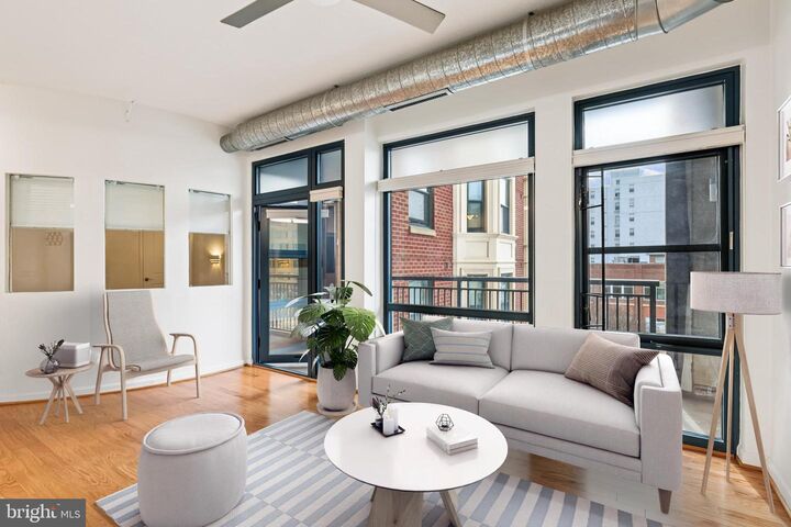 Property Photo: 1390 Kenyon Street NW 416 DC 20010