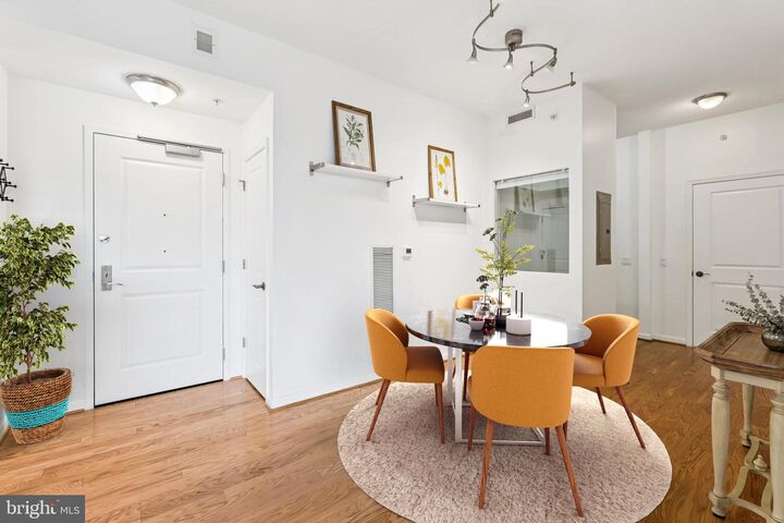 Property Photo:  1390 Kenyon Street NW 416  DC 20010 