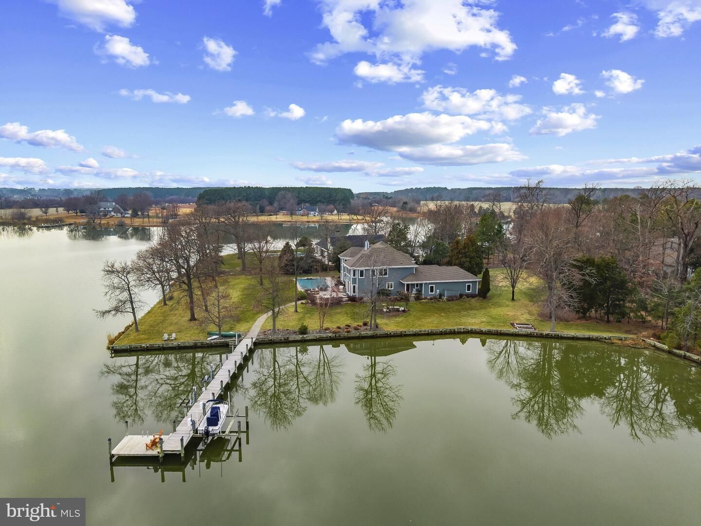 Property Photo: 137 Tanners Point Drive MD 21666