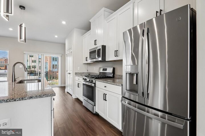 Property Photo:  2823 Toles Park Drive  MD 20746 