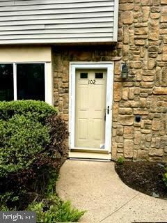 Property Photo: 102 Teal Ct NJ 08520