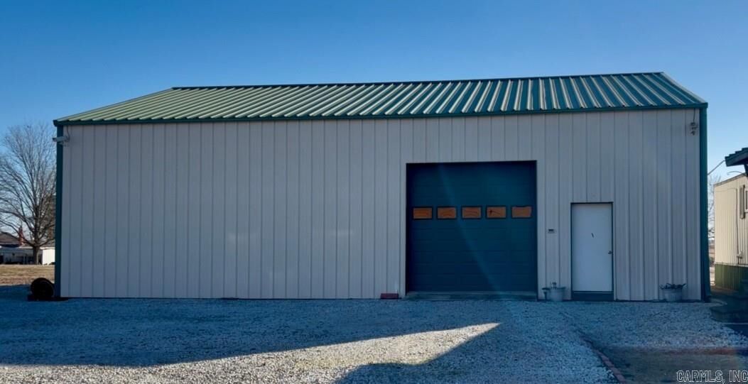 Property Photo:  1384/1386 County Road 131  AR 72422 