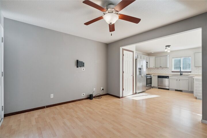 Property Photo:  45 Woodstone Lane SW  IA 52404 