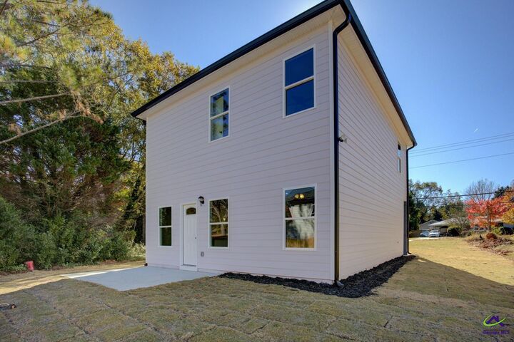 Property Photo:  523 E Chappell Street  GA 30223-0523 