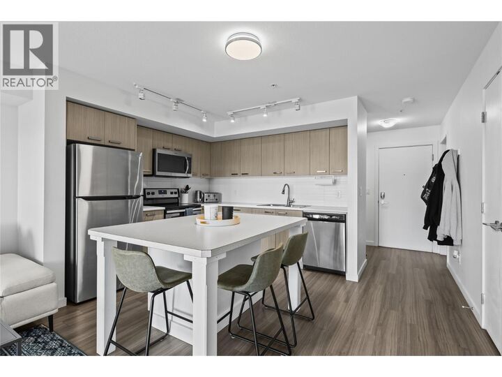 Photo de la propriété:  775 Academy Way 203  BC V1V 0A5 