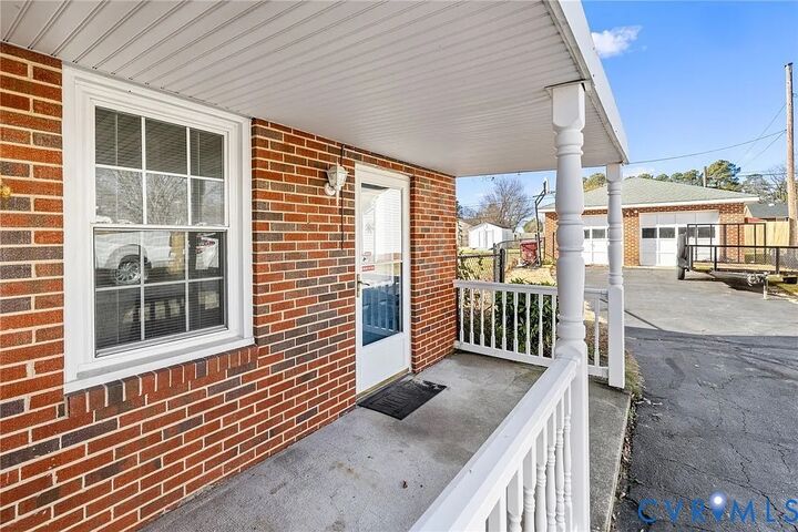 Property Photo:  8276 Franklin Lane  VA 23111 