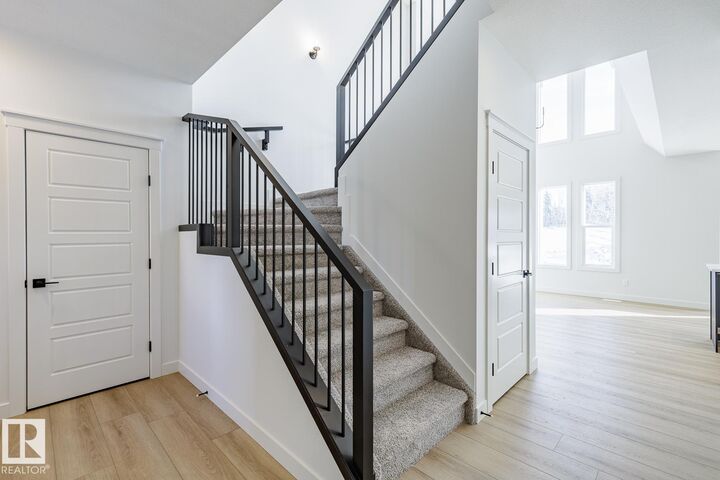 Photo de la propriété:  47 Renwyck Place  AB T7X 4E1 