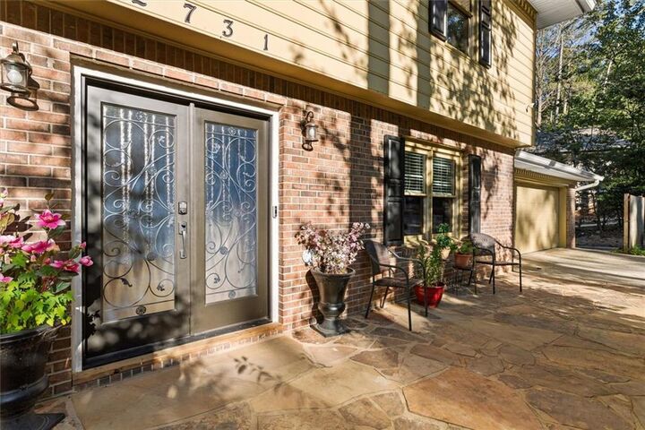 Property Photo:  2731 Brackenwood Drive  GA 30039 