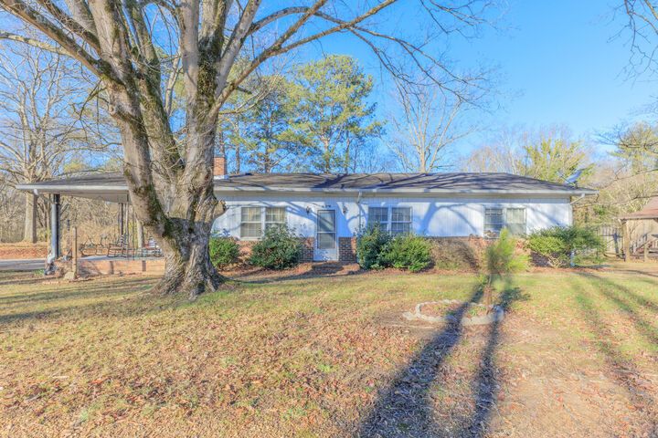 Property Photo:  507 N Main Street  GA 30728 
