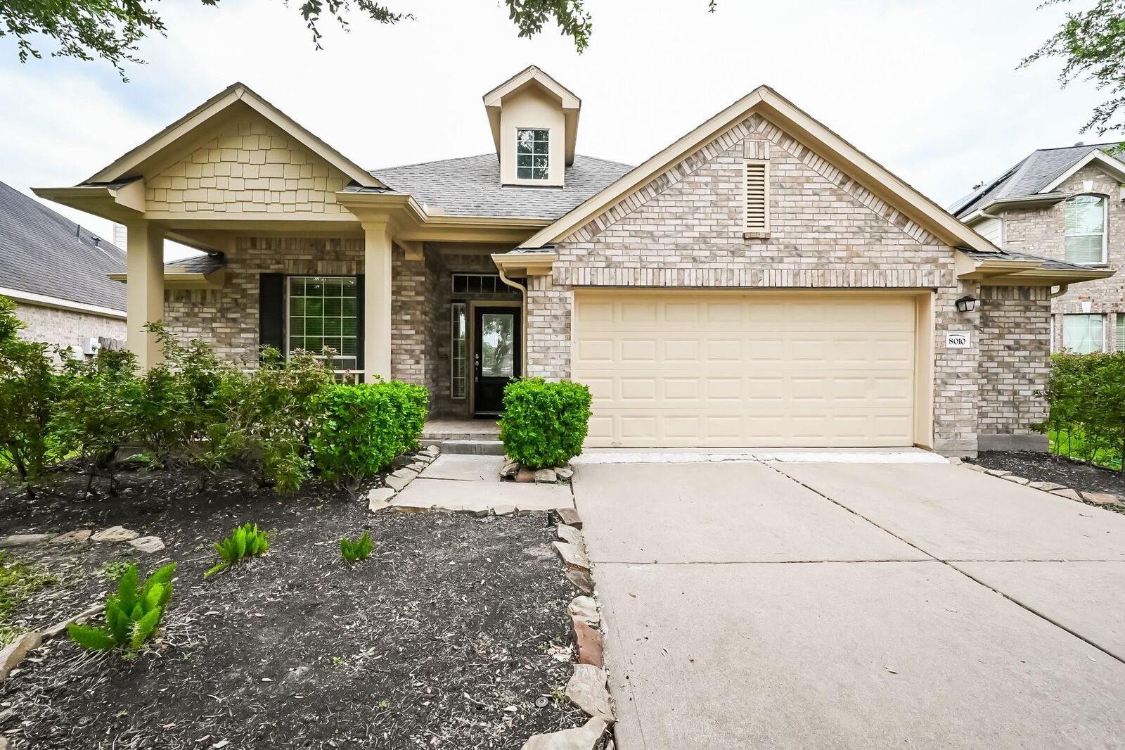 Property Photo:  8010 Durham Run Lane  TX 77407 