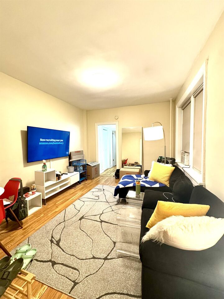 Property Photo:  270 Harrison Ave 105  NJ 07304 