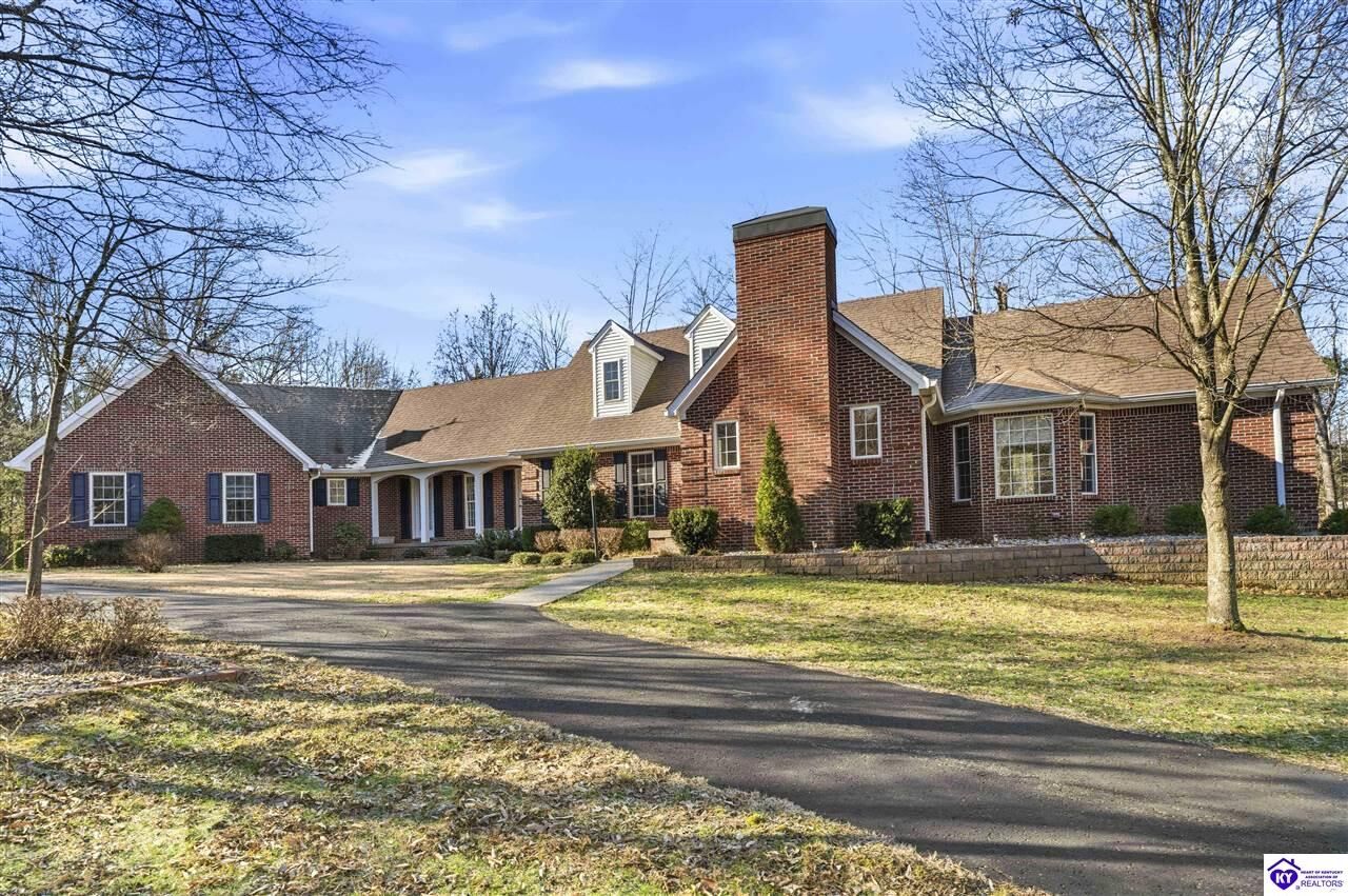 Property Photo: 555 Fort Avenue KY 40175