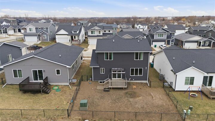 Property Photo: 1731 Ashwood Avenue IA 50211