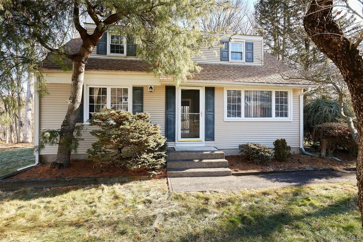 Property Photo:  70 Buchanan Street  NY 10965 