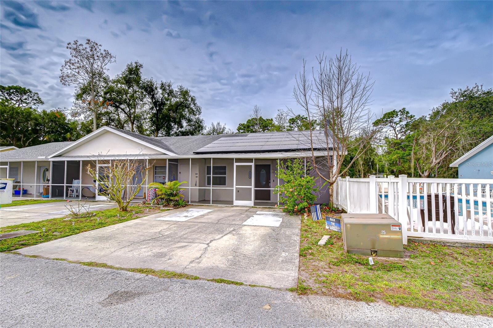 Property Photo:  4739 Silver Circle  FL 33541 