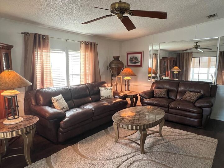 Property Photo:  559 Fleetwood Street  FL 34287 