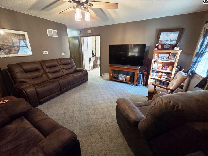 Property Photo: 724 Random Rd KS 67062