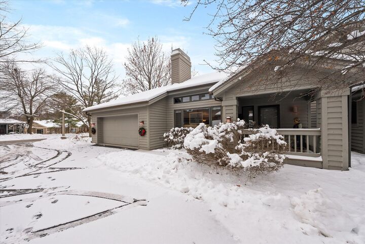 Property Photo: 1089 Creeks Cross Rd 2B WI 53044