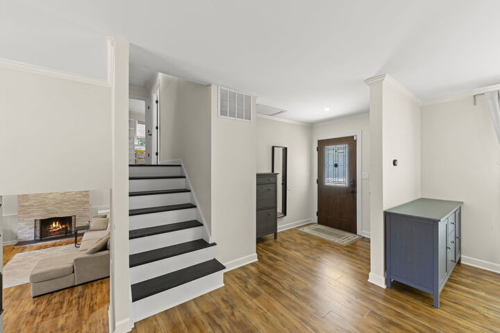 Property Photo:  215 Longridge Court  IL 60565 