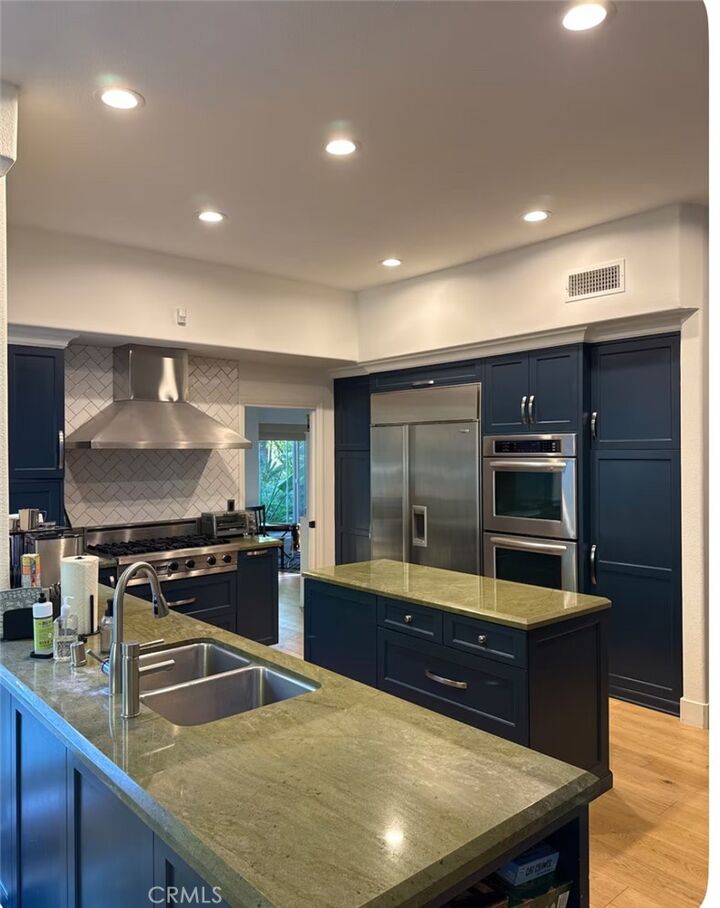 Property Photo:  22259 Dumetz  CA 91364 