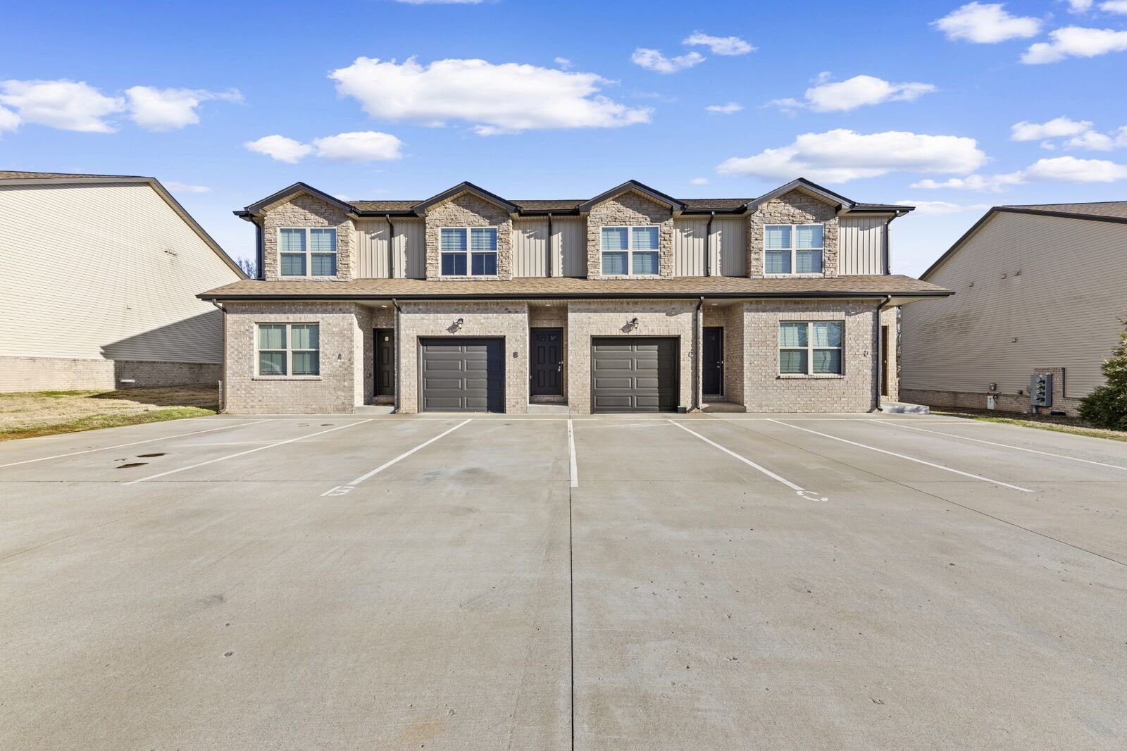 Property Photo:  295 Smithson Ln  TN 37040 