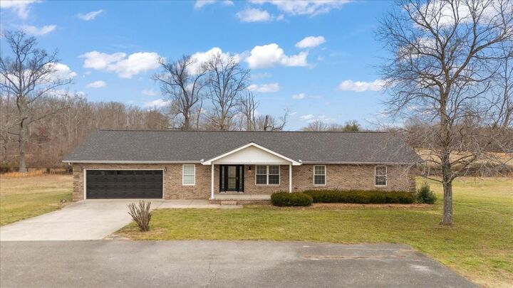 Property Photo:  183 Gilliam Ln  TN 37388 