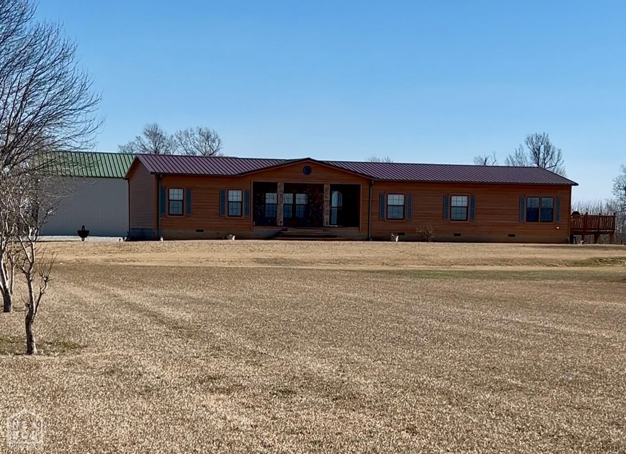 Property Photo: 1384 County Road 131 AR 72422