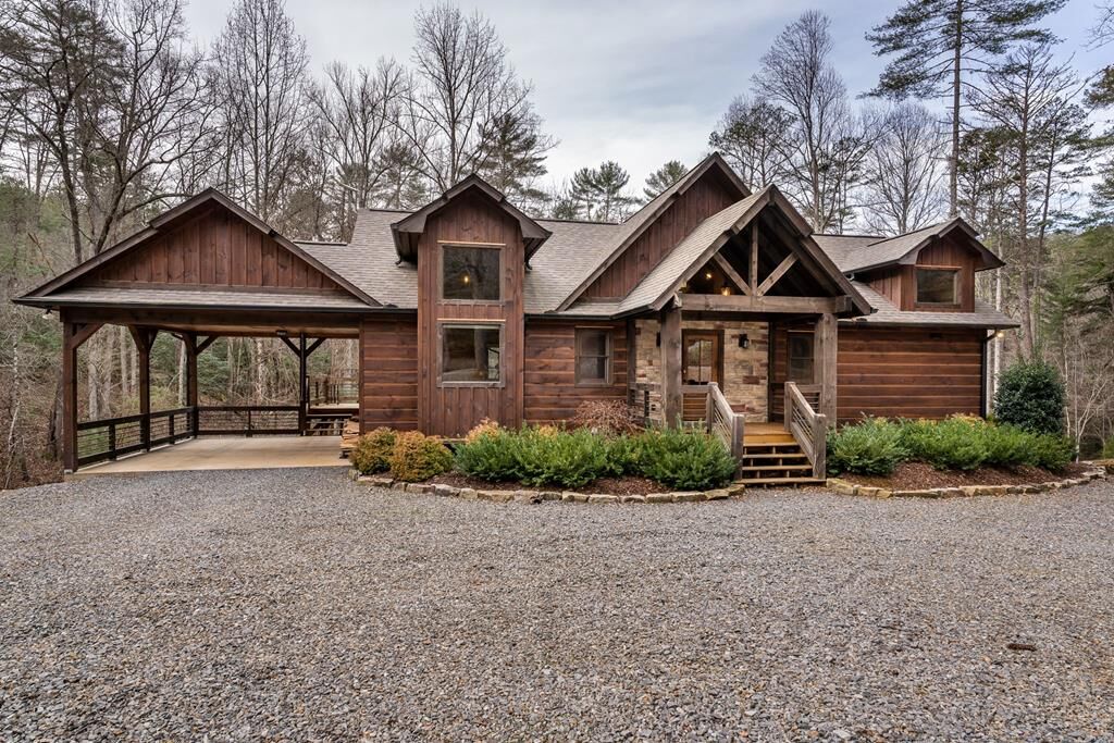 Property Photo:  15 Bootleg Mountain Road  GA 30560 