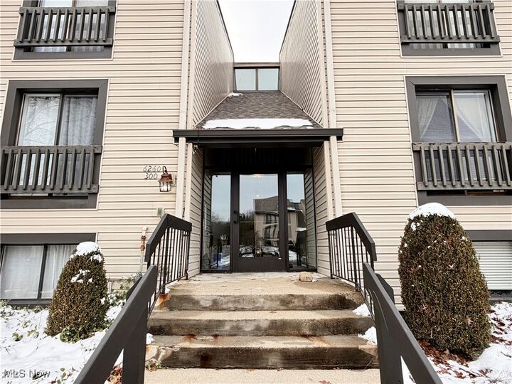 Property Photo:  6260 Greenwood  OH 44067 