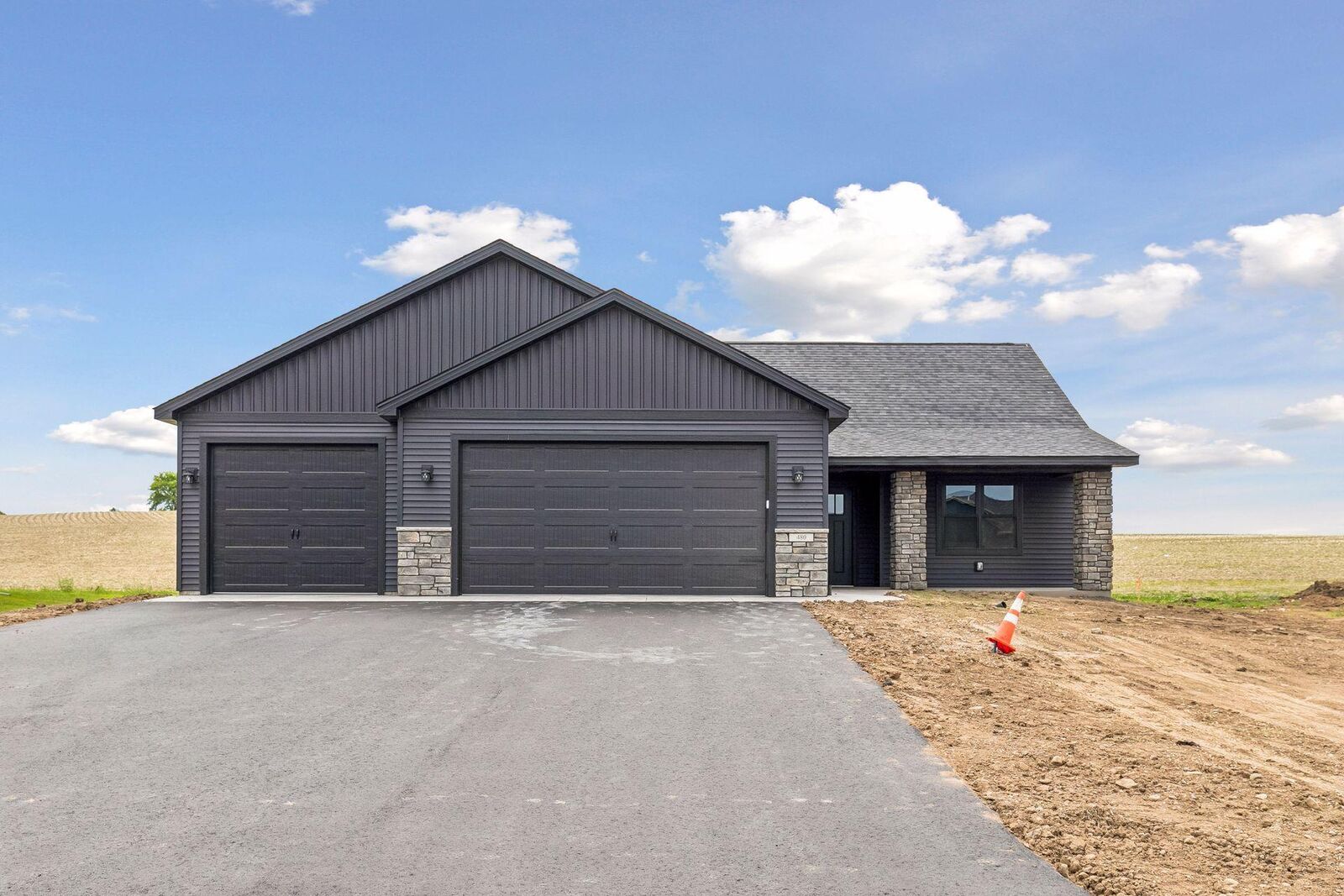 Property Photo: 480 Coyote Way WI 54017