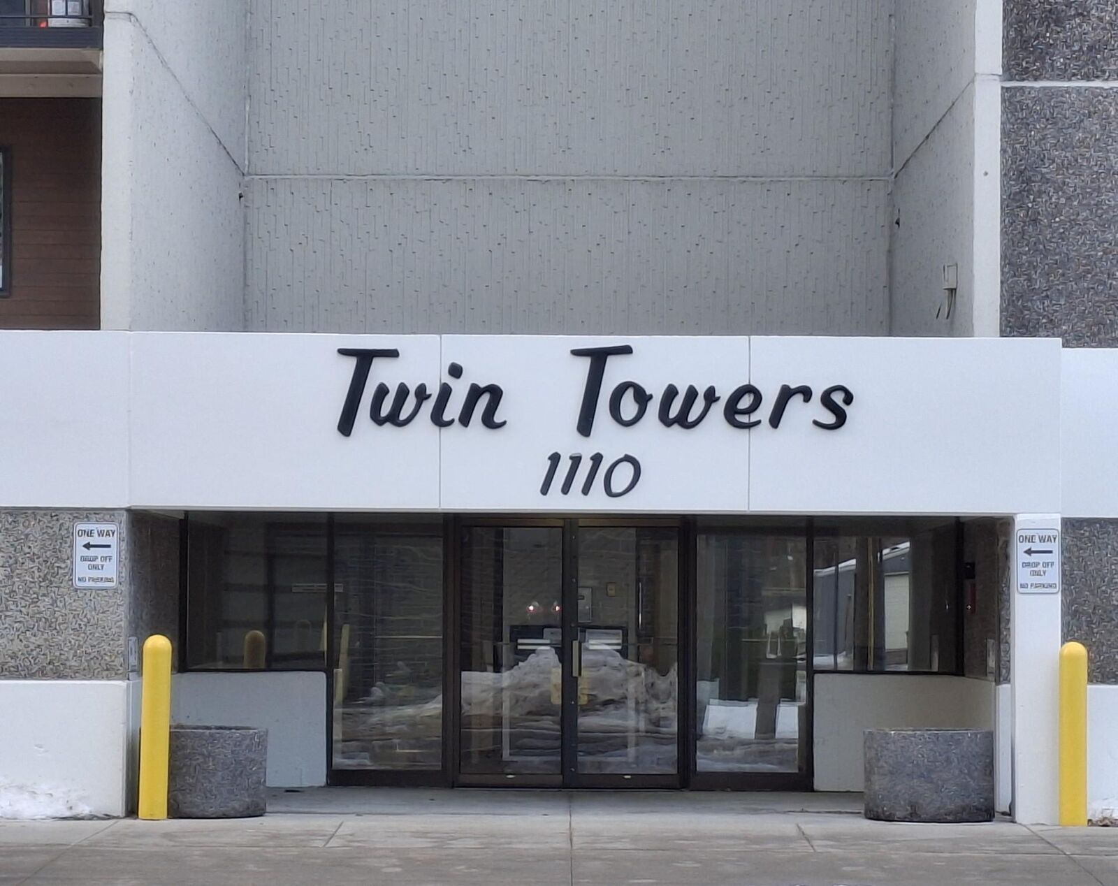 Property Photo:  1110 3rd Avenue N 704E  ND 58102 