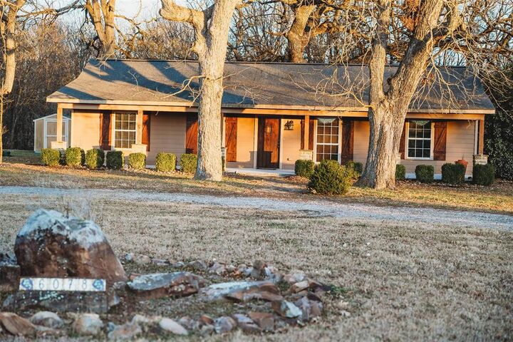 Property Photo:  6078 E Line Road  TX 75491 