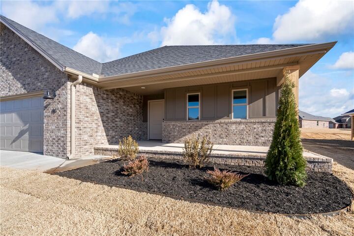 Property Photo:  86 W Watson Lane  AR 72730 