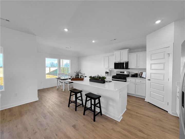 Property Photo:  504 Greer Street  AR 72751 