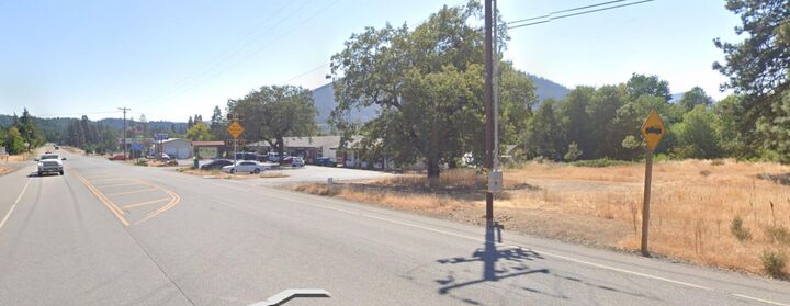 Property Photo:  150 Illinois River Road  OR 97538 