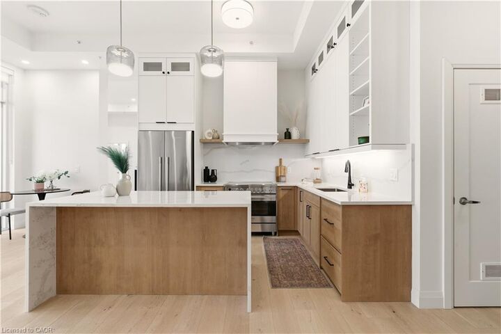 Property Photo:  500 Brock Avenue 2101  ON L7S 0A5 