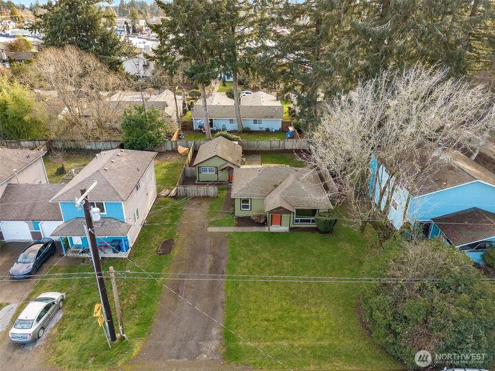 Property Photo:  2217 2219  Bush  NW  WA 98502 