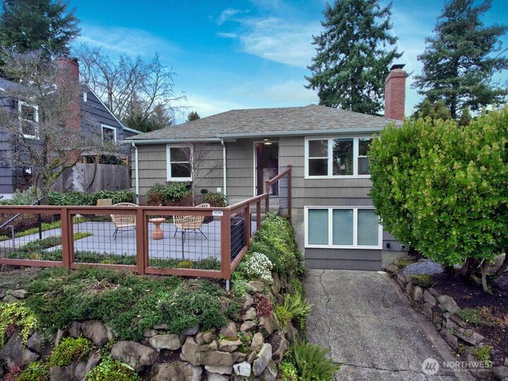 Property Photo:  920 NW 96th Street  WA 98117 